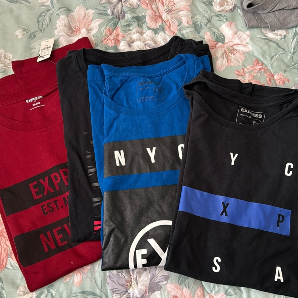 Express graphic t shirts